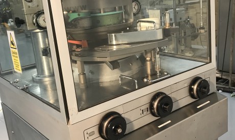 Manesty Unipress Tablet Press